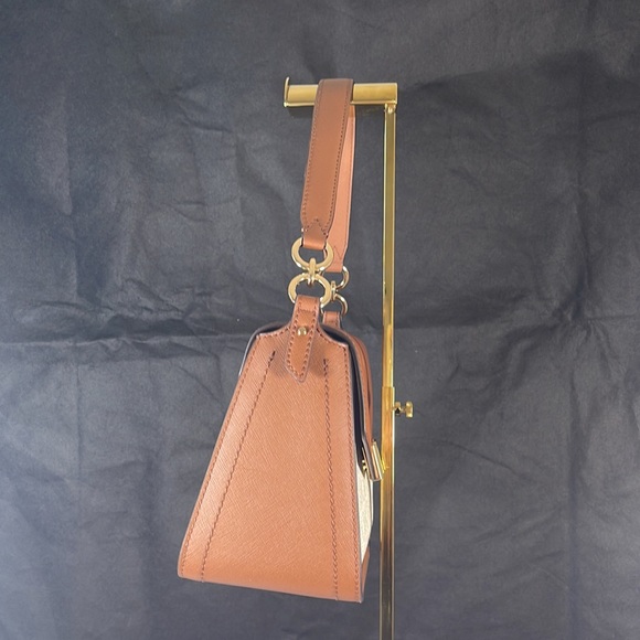 NWT = MICHAEL KORS LEADER SHOULDER BAG . - Picture 5 of 8